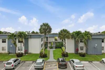 566 Piedmont L, Delray Beach: photo 1 of 37