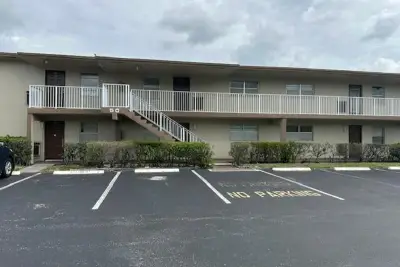 7805 W Atlantic Blvd #202, Margate: photo 1 of 21