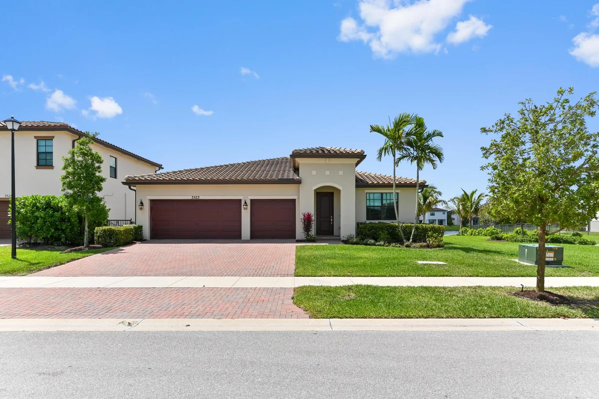 3523 Haldin Pl, Royal Palm Beach: photo 1 of 32
