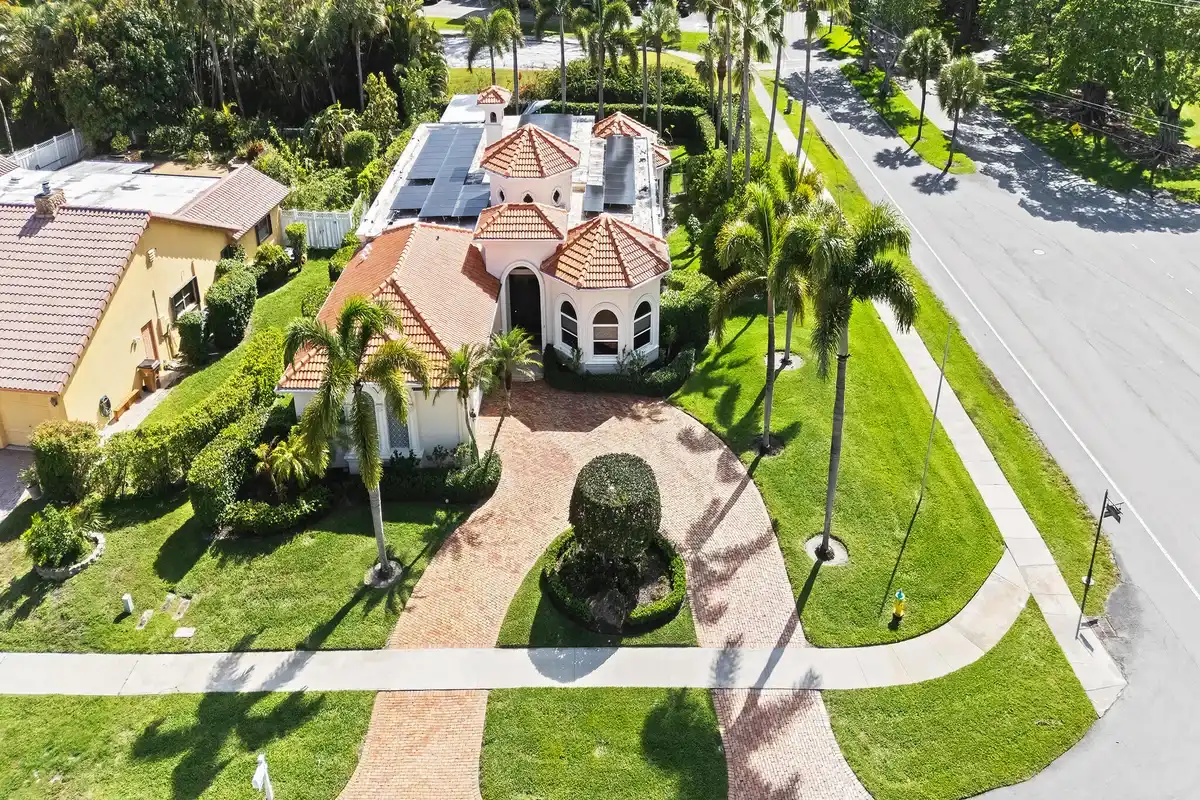 2370 Deer Creek Trl, Deerfield Beach: photo 1 of 43