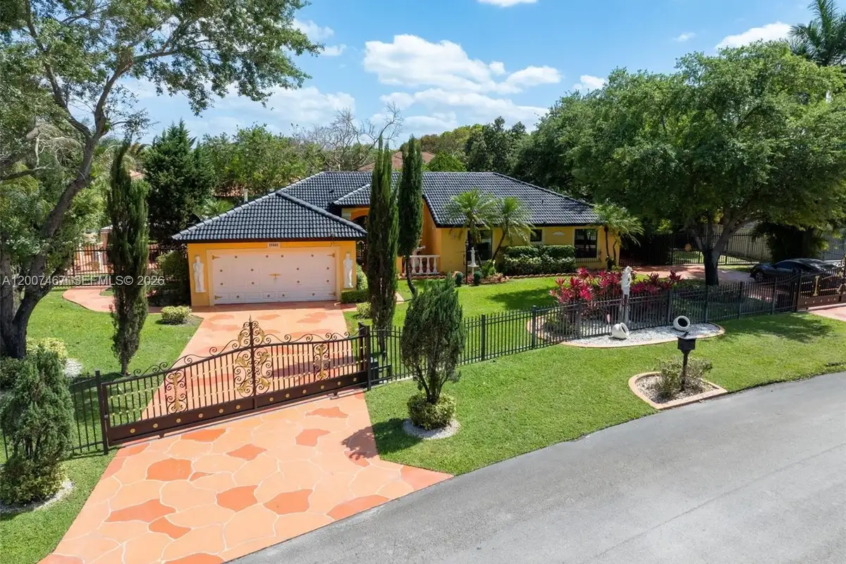 15860 SW 287th St, Homestead: photo 1 of 76