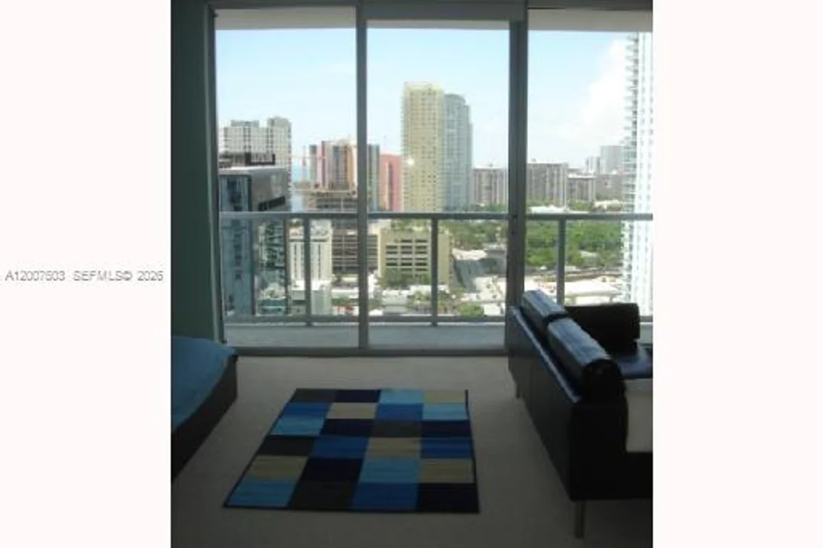 1050 Brickell Ave #2312, Miami: photo 1 of 8