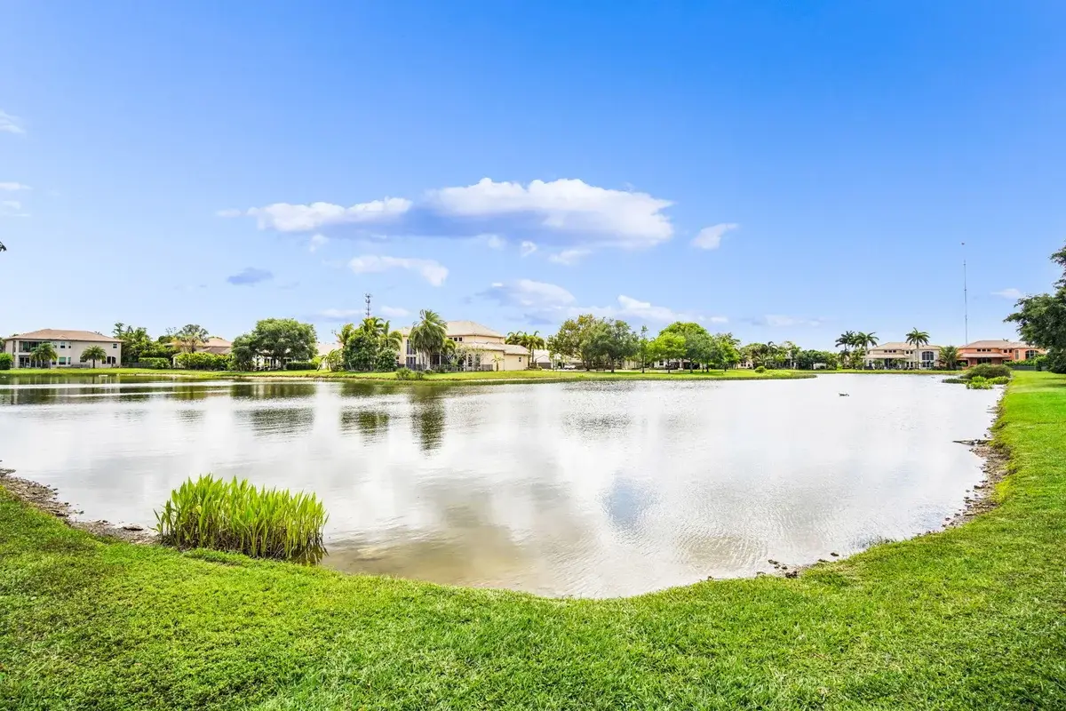 9192 Pineville Dr, Lake Worth: photo 1 of 50