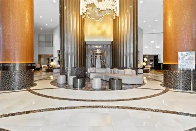18001 Collins Ave #511, Sunny Isles Beach: photo 1 of 30
