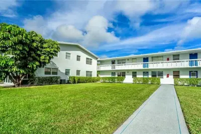 137 Farnham F, Deerfield Beach: photo 1 of 101