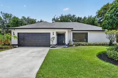 980 Ryanwood Dr, West Palm Beach: photo 1 of 66