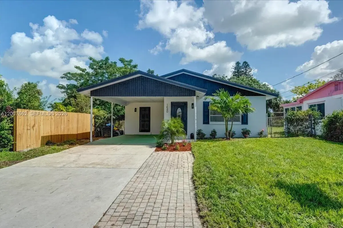 1480 W 36th St, Riviera Beach: photo 1 of 19
