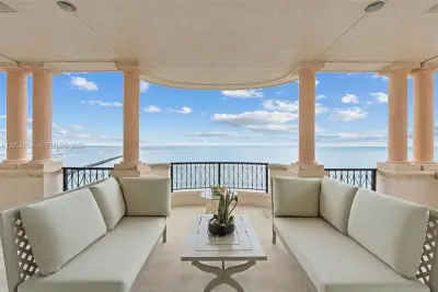 7282 Fisher Island Dr, Miami Beach: photo 1 of 55