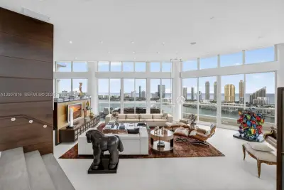 2600 Island Blvd #PH-1, Aventura: photo 1 of 67