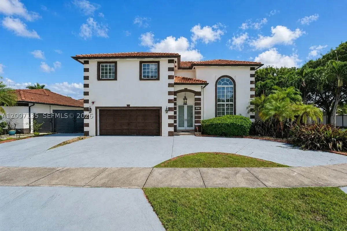 5161 SW 159th Ct, Miami: photo 1 of 72