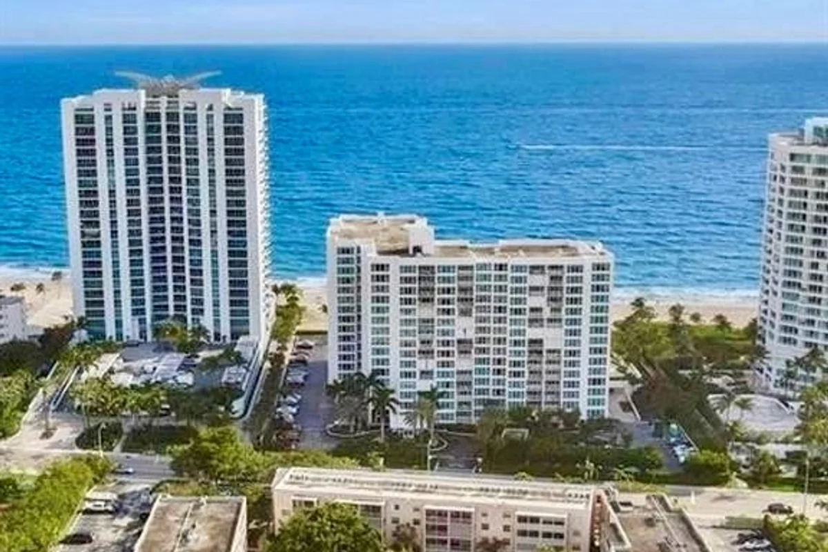 1541 S Ocean Blvd #416, Lauderdale-by-the-Sea: photo 1 of 26