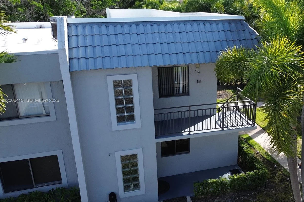 16501 Blatt Blvd #204, Weston: photo 1 of 30