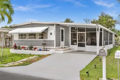 2061 SW 83rd Ave, Davie: photo 1 of 54