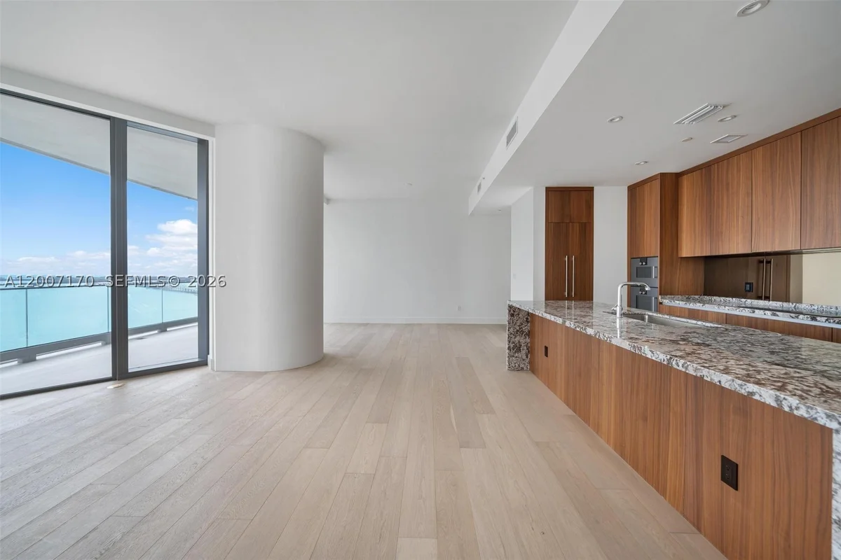 175 SE 25th Rd #1904, Miami: photo 1 of 41