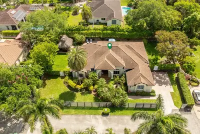 14831 SW 95th Ct, Miami: photo 1 of 58