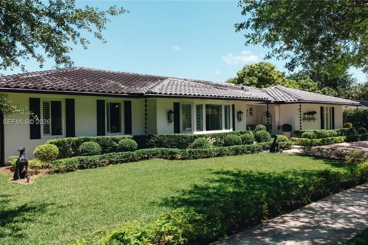 16241 W Troon Cir, Miami Lakes: photo 1 of 75