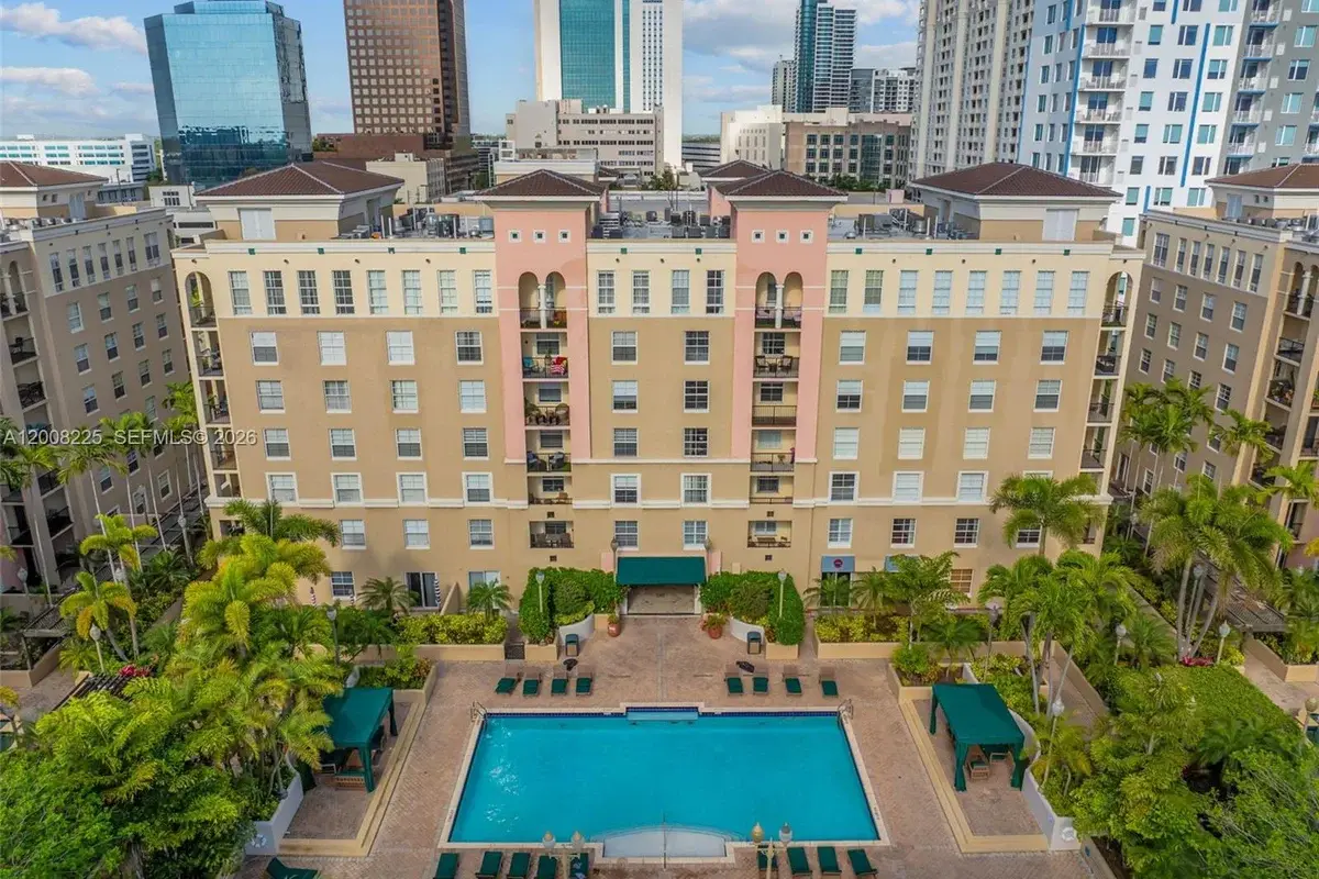 520 SE 5th Ave #3305, Fort Lauderdale: photo 1 of 39