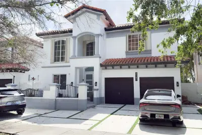 2180 SW 152nd Pl, Miami: photo 1 of 49