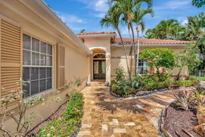186 Golf Village Blvd, Jupiter: photo 1 of 93