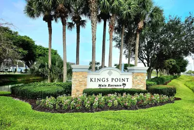 719 Flanders O, Delray Beach: photo 1 of 39