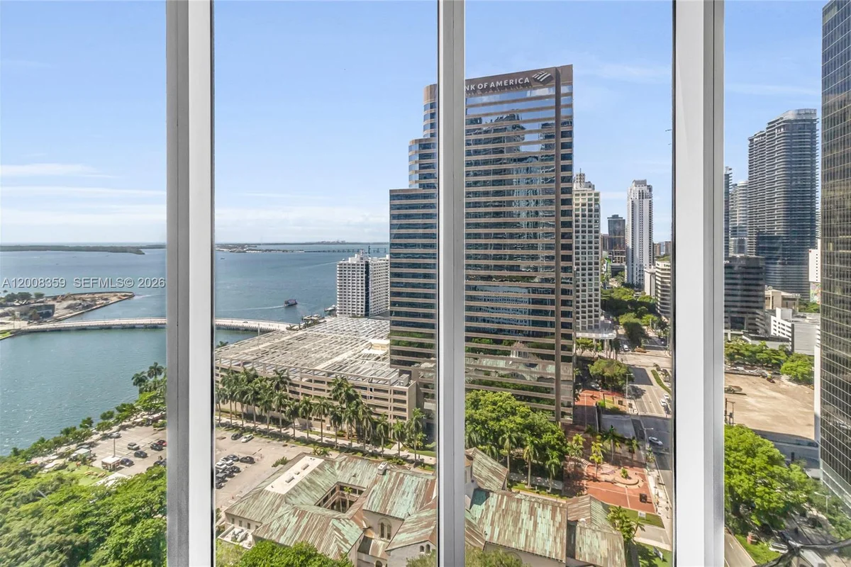485 Brickell Ave #2508, Miami: photo 1 of 30