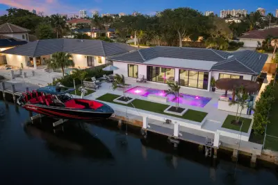 5641 Bayview Dr, Fort Lauderdale: photo 1 of 48