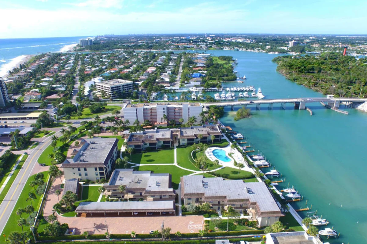 275 S Beach Rd #102B, Tequesta: photo 1 of 31