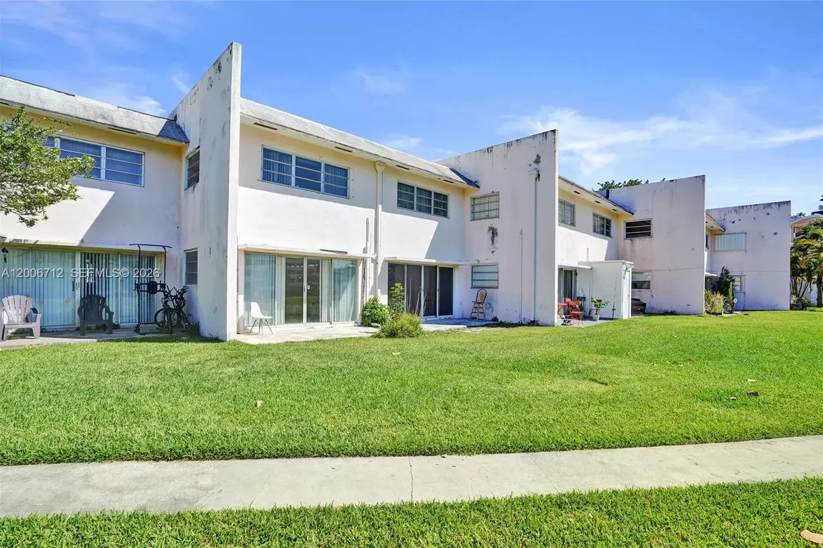 7344 SW 82nd St #C114, Miami: photo 1 of 30