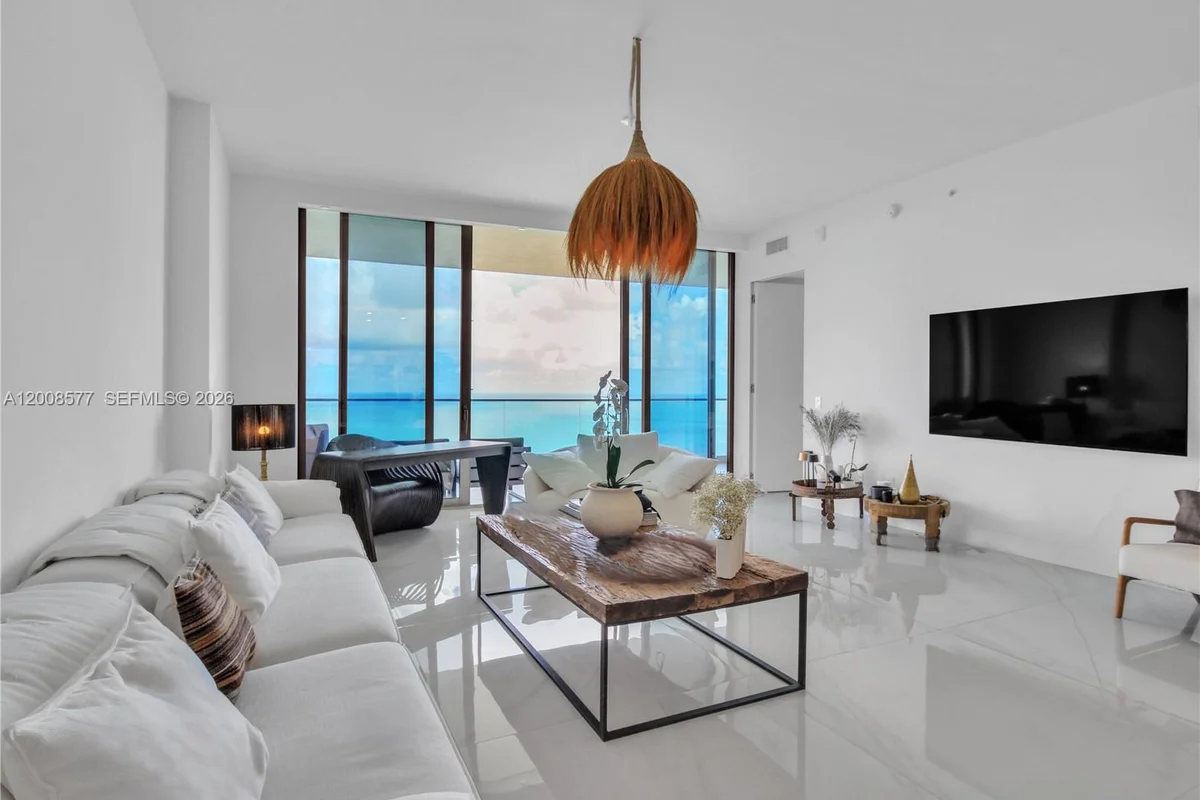 18975 Collins Ave #4303, Sunny Isles Beach: photo 1 of 15