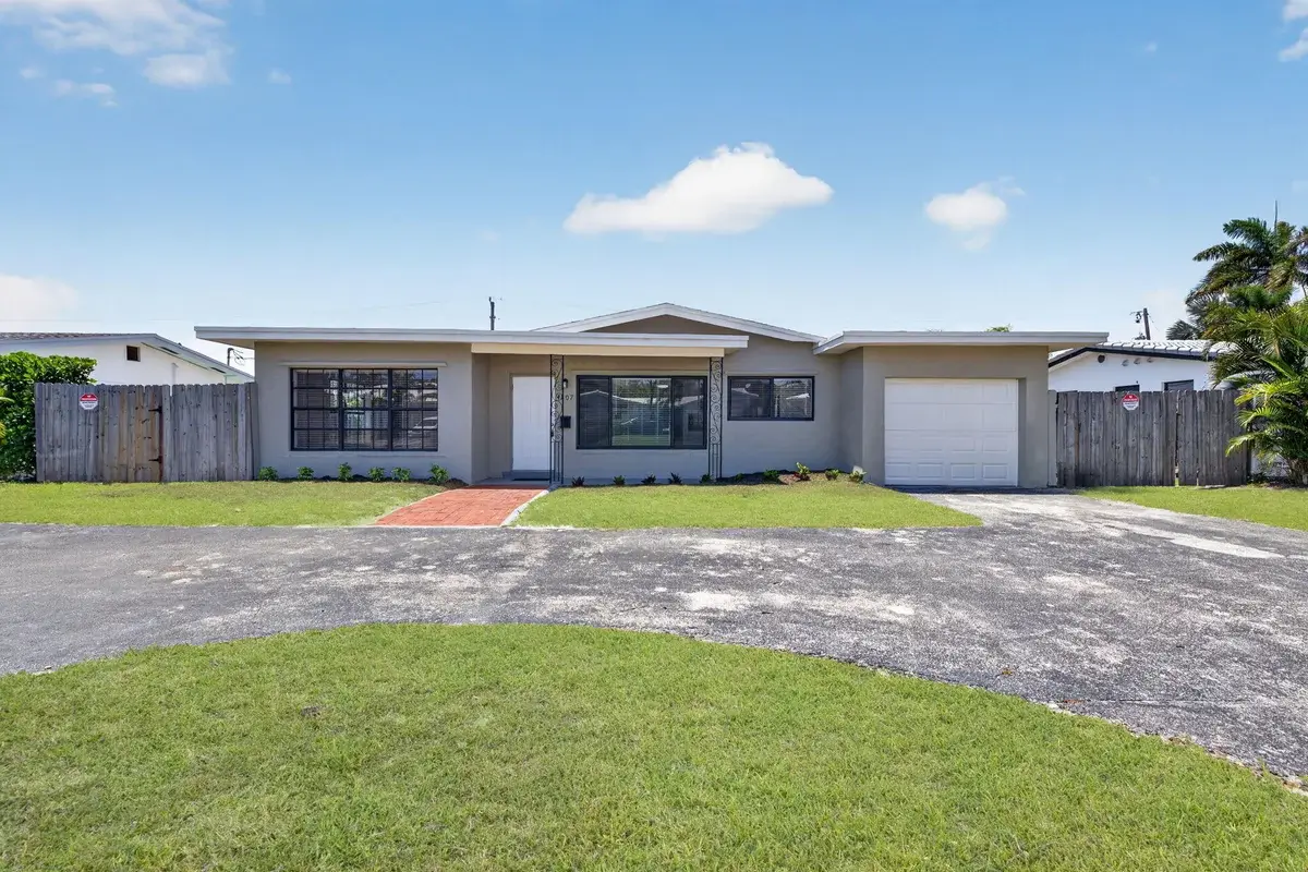 4807 NE 18th Ave, Oakland Park: photo 1 of 29
