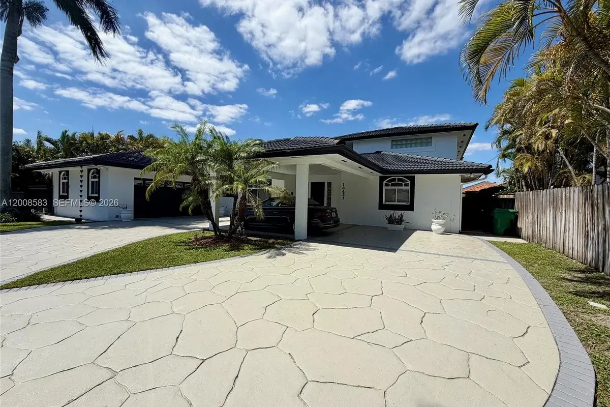 13431 SW 32nd St, Miami: photo 1 of 77