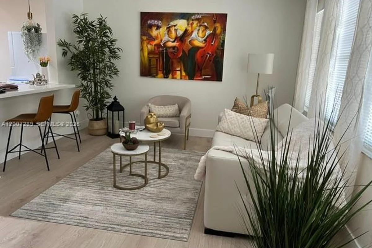 13155 SW 7th Ct #204E, Pembroke Pines: photo 1 of 31