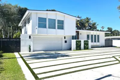 19960 Highland Lakes Blvd, Miami: photo 1 of 18