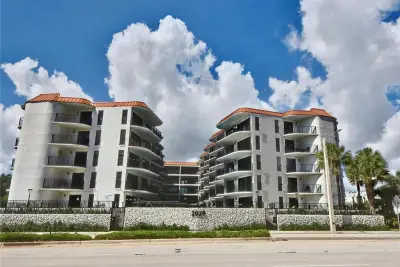 2029 N Ocean Blvd #209, Fort Lauderdale: photo 1 of 14