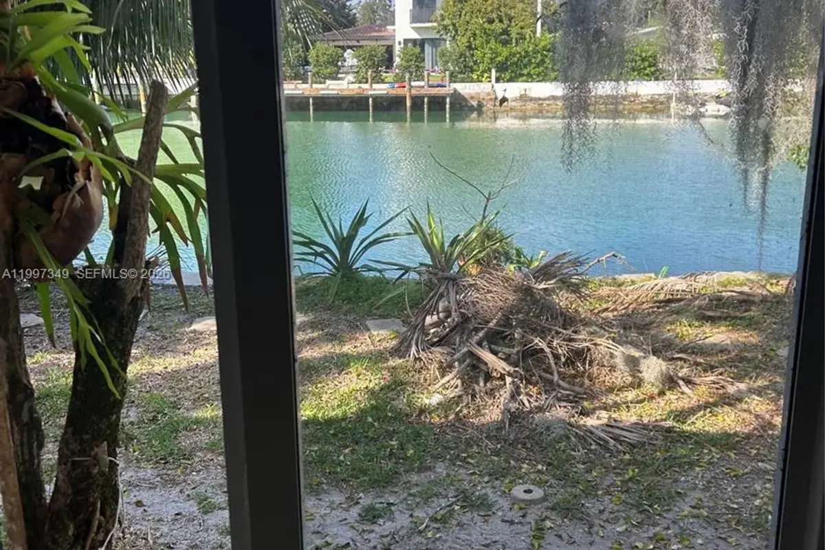 1795 Calais Dr #3, Miami Beach: photo 1 of 3