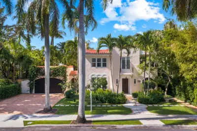 429 30th St, West Palm Beach: photo 1 of 91
