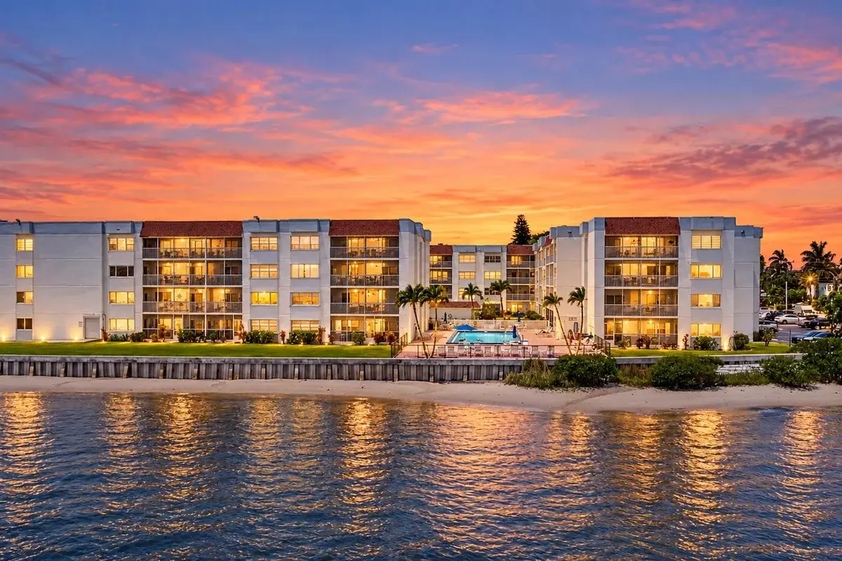 1502 S Lakeside Dr #214, Lake Worth Beach: photo 1 of 57