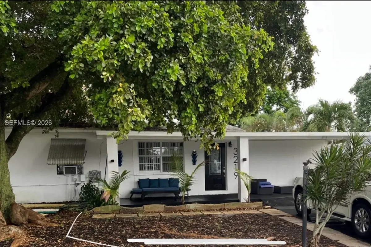 3219 Buckley Ave, Lake Worth: photo 1 of 12