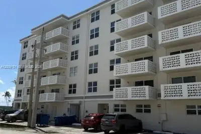 1901 S Ocean Dr #207, Hollywood: photo 1 of 23