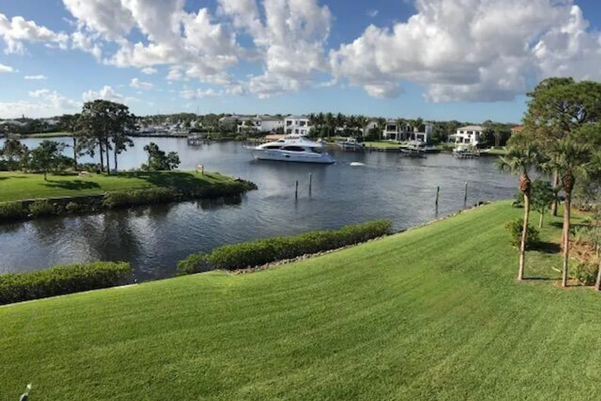 2201 Marina Isle Way #403, Jupiter: photo 1 of 12