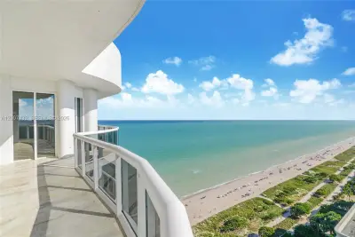 9601 Collins Ave #T4, Bal Harbour: photo 1 of 16