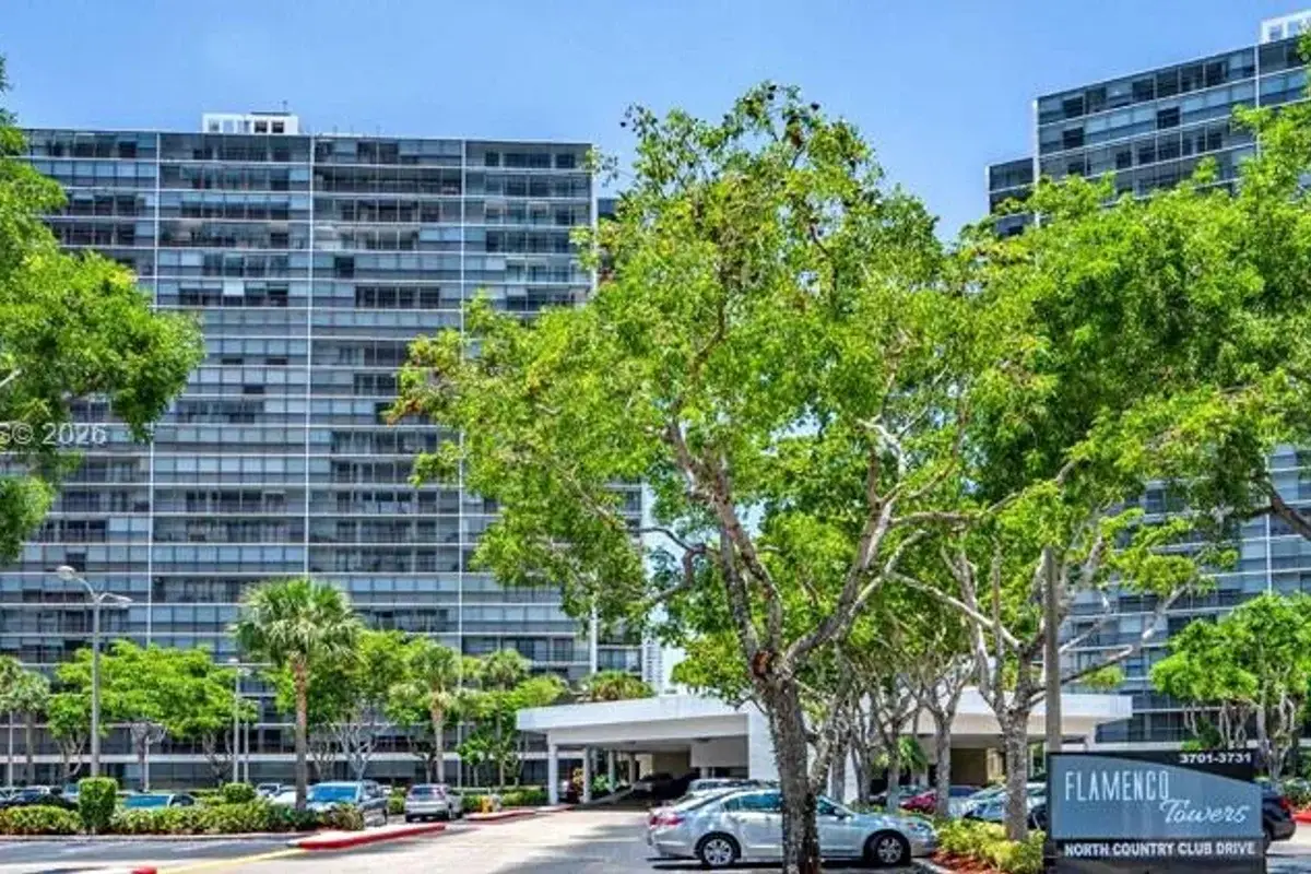 3701 N Country Club Dr #607, Aventura: photo 1 of 37