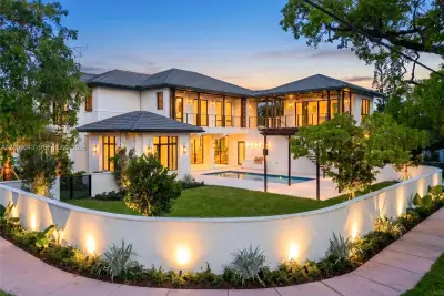730 Zamora Ave, Coral Gables: photo 1 of 59