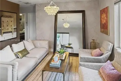 1423 Holly Heights Dr #11, Fort Lauderdale: photo 1 of 16
