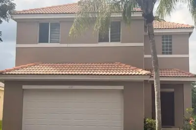 4361 Dogwood Cir, Weston: photo 1 of 26