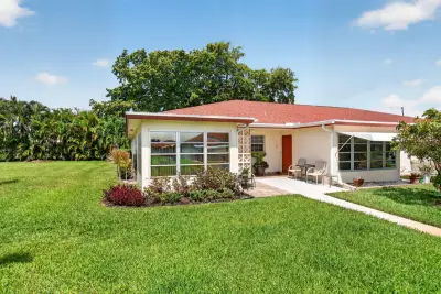 5250 NW 3rd Ct #A, Delray Beach: photo 1 of 24