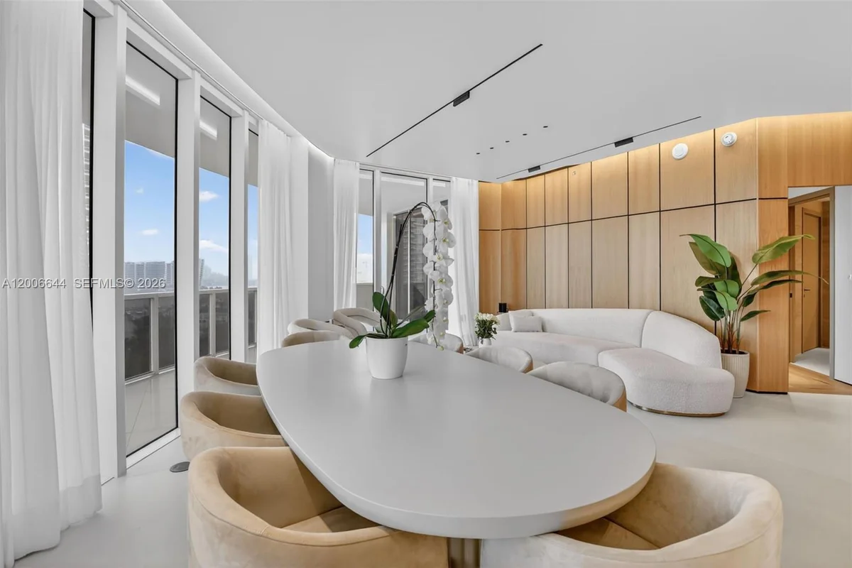 4100 Island Blvd #904, Aventura: photo 1 of 62