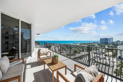100 S Birch Rd #1004, Fort Lauderdale: photo 1 of 39
