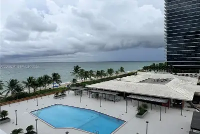 1950 S Ocean Dr #5L, Hallandale Beach: photo 1 of 20