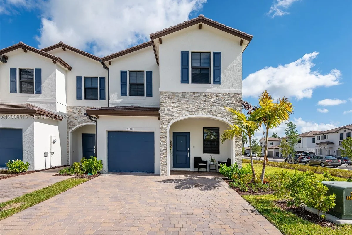 13311 SW 233rd Ter, Homestead: photo 1 of 21